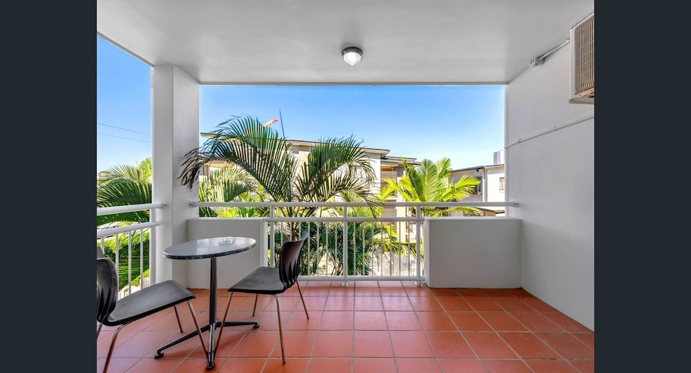 the wellington apartment hotel