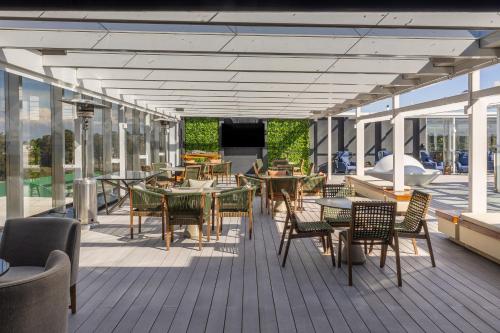 suryaa hotel pinhais curio collection by hilton