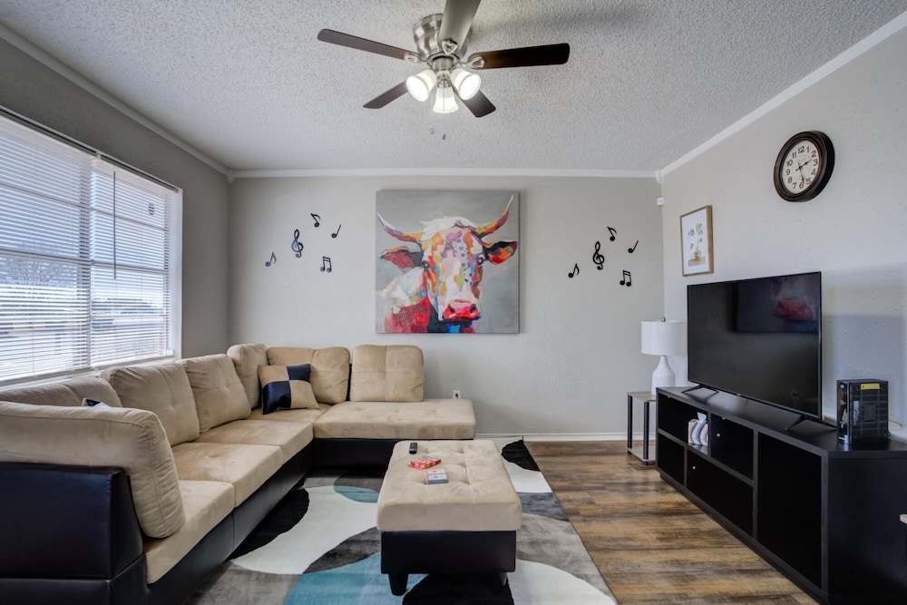 la palma lodge near texas tech and top restaurants