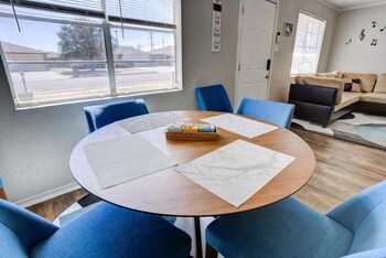 la palma lodge near texas tech and top restaurants