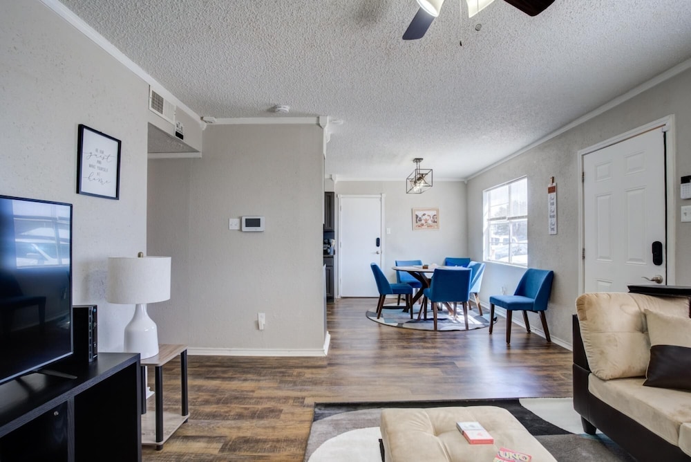 la palma lodge near texas tech and top restaurants