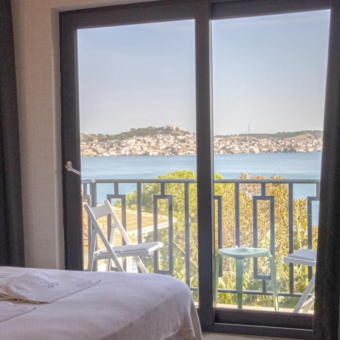 cunda pier otel