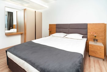 new safir apart hotel