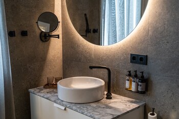 keflavik luxury apartments