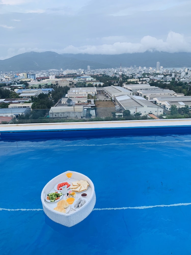 nature hotel da nang