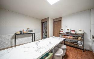 pohang ocheon party rock motel