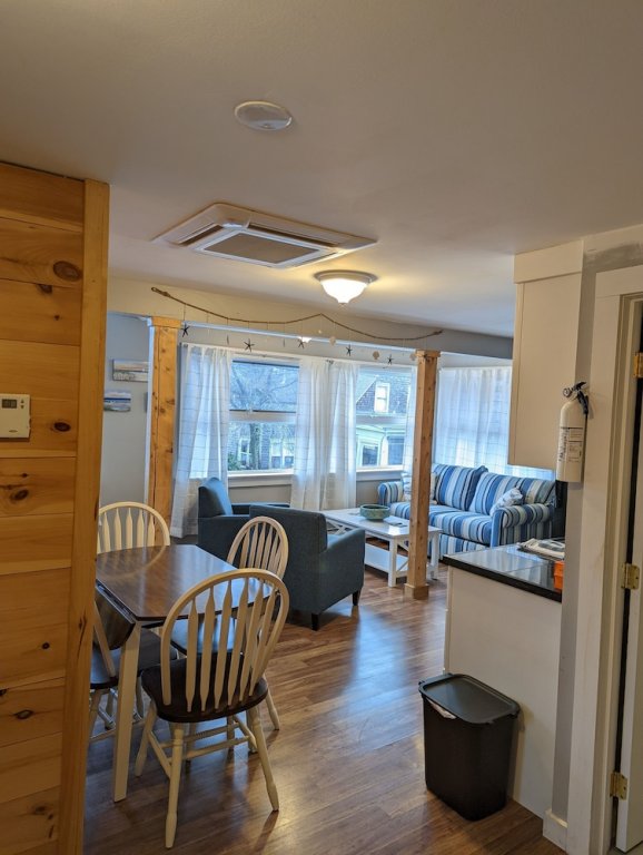 bar harbor main street apartments