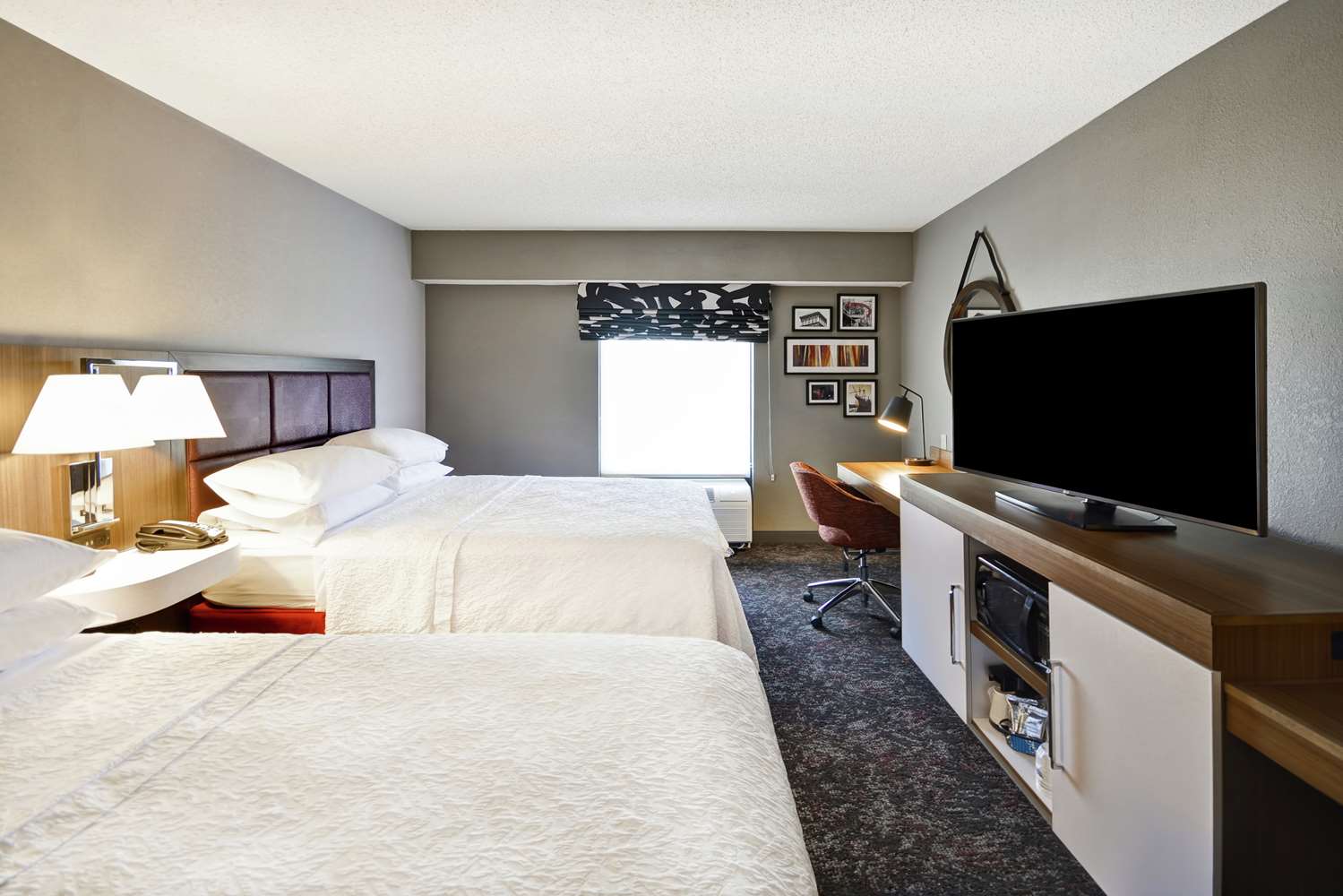 hampton inn and suites columbus easton area