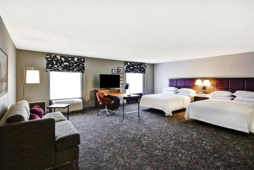 hampton inn and suites columbus easton area