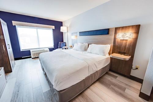 holiday inn express and suites columbus osu medical center