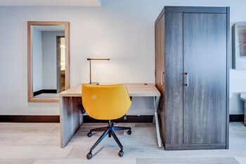 holiday inn express and suites columbus osu medical center