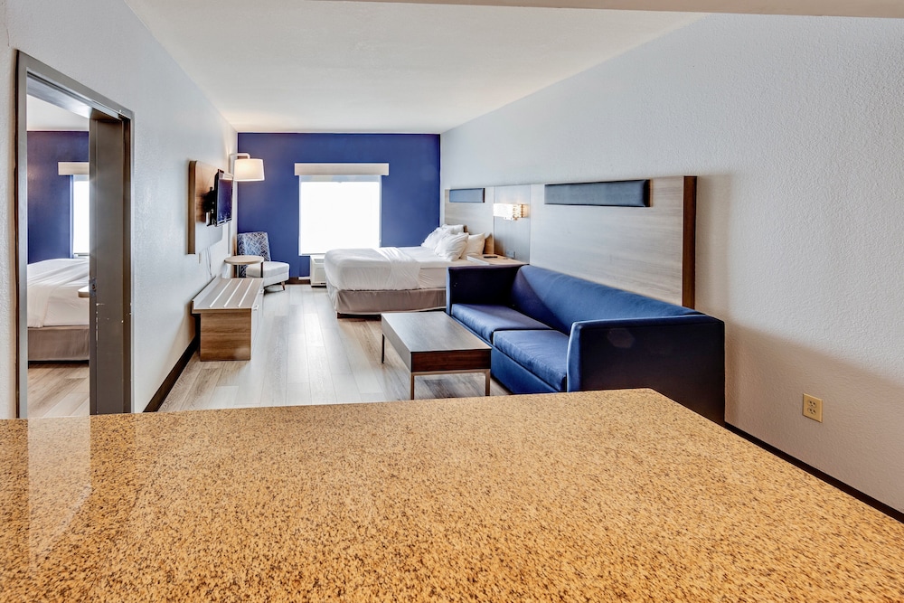 holiday inn express and suites columbus osu medical center