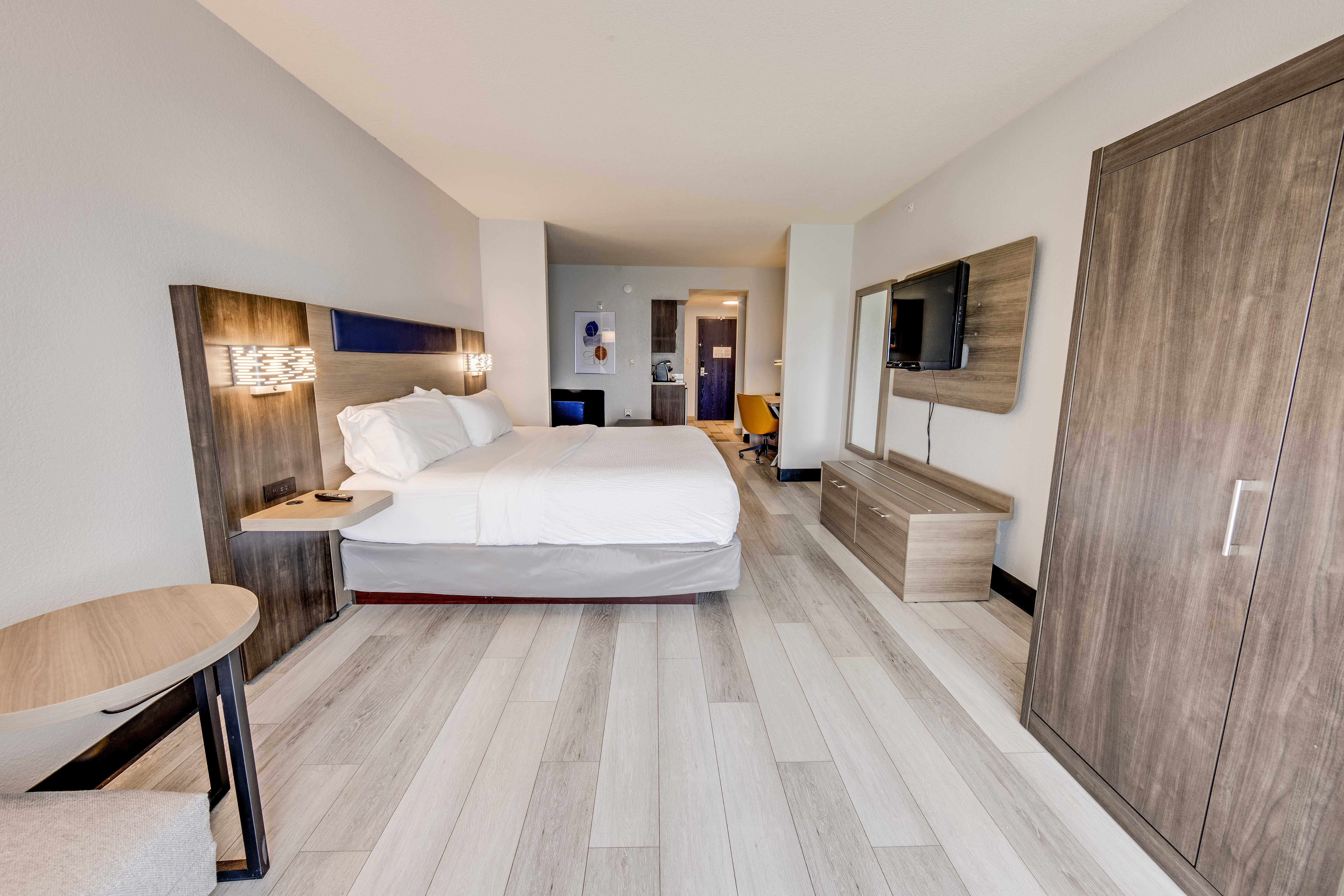 holiday inn express and suites columbus osu medical center
