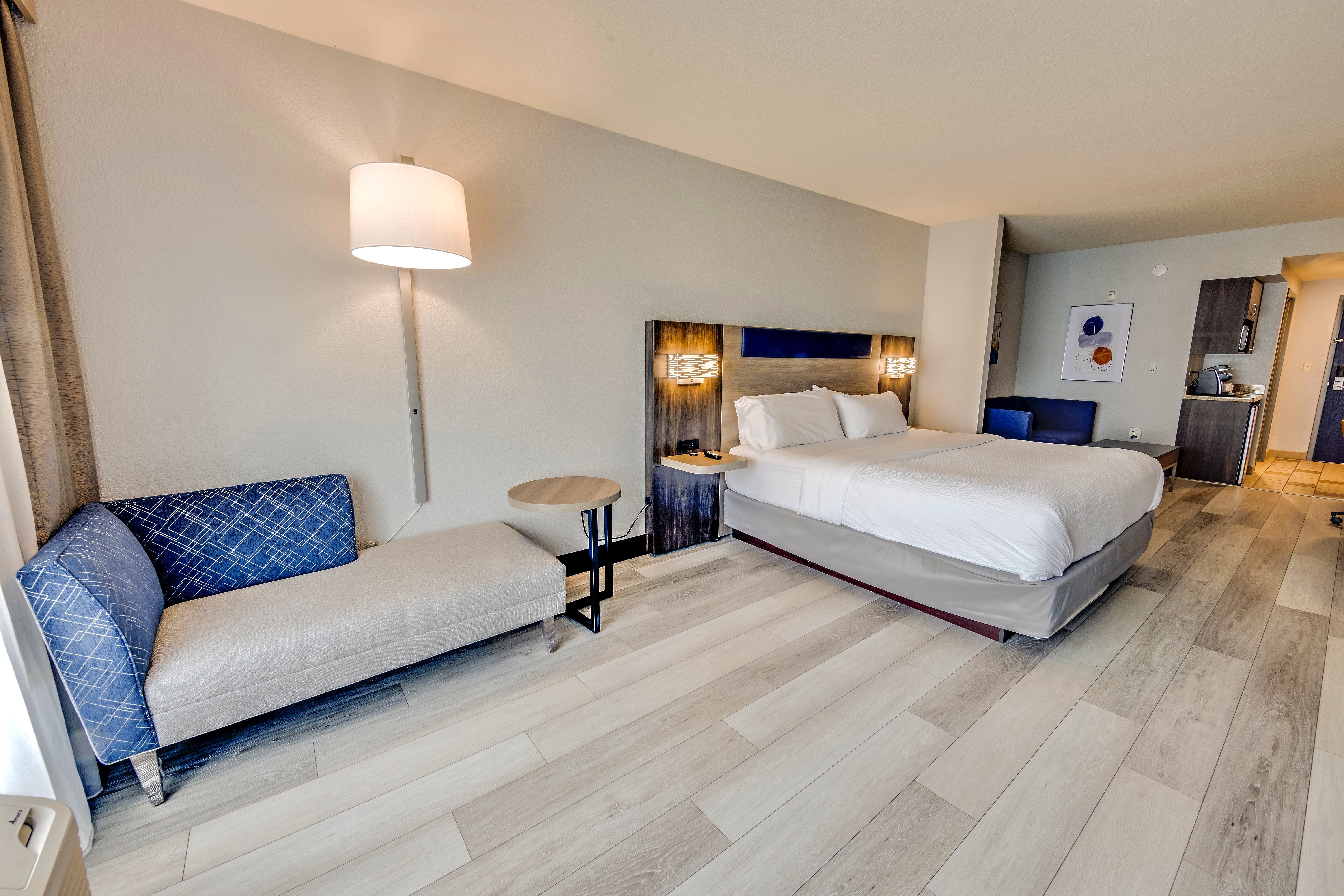holiday inn express and suites columbus osu medical center
