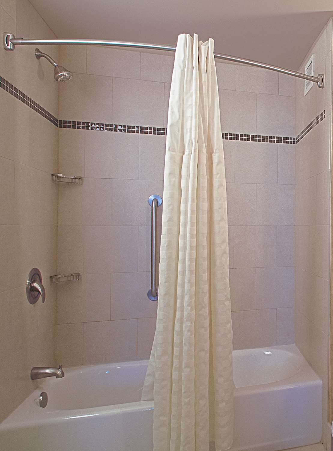 embassy suites columbus airport