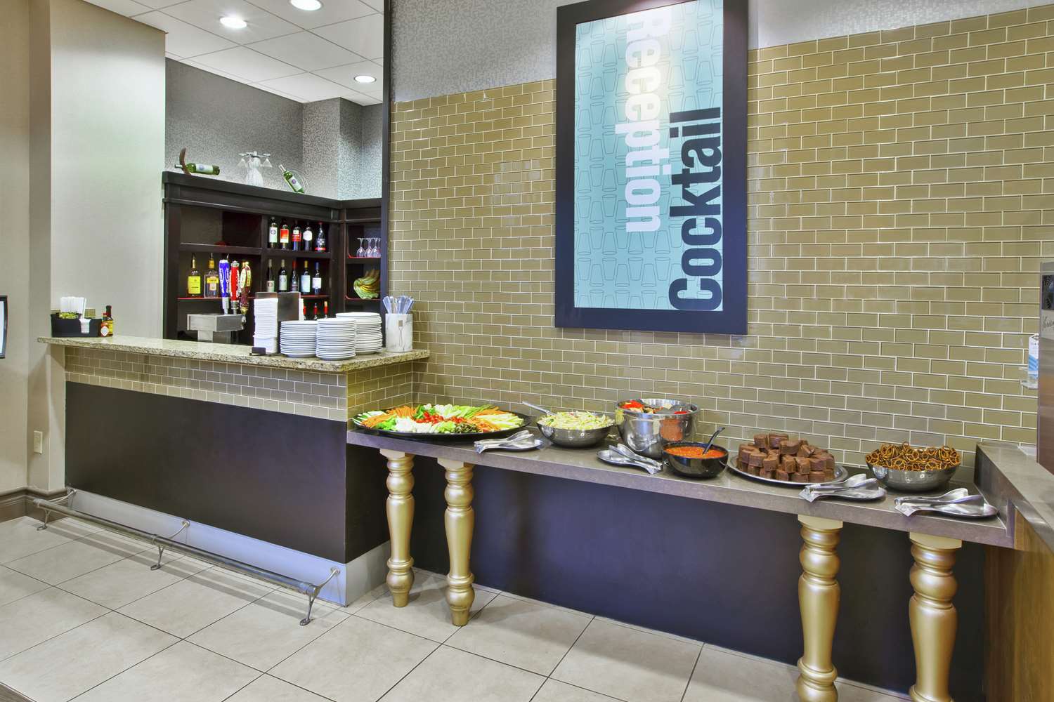 embassy suites columbus airport
