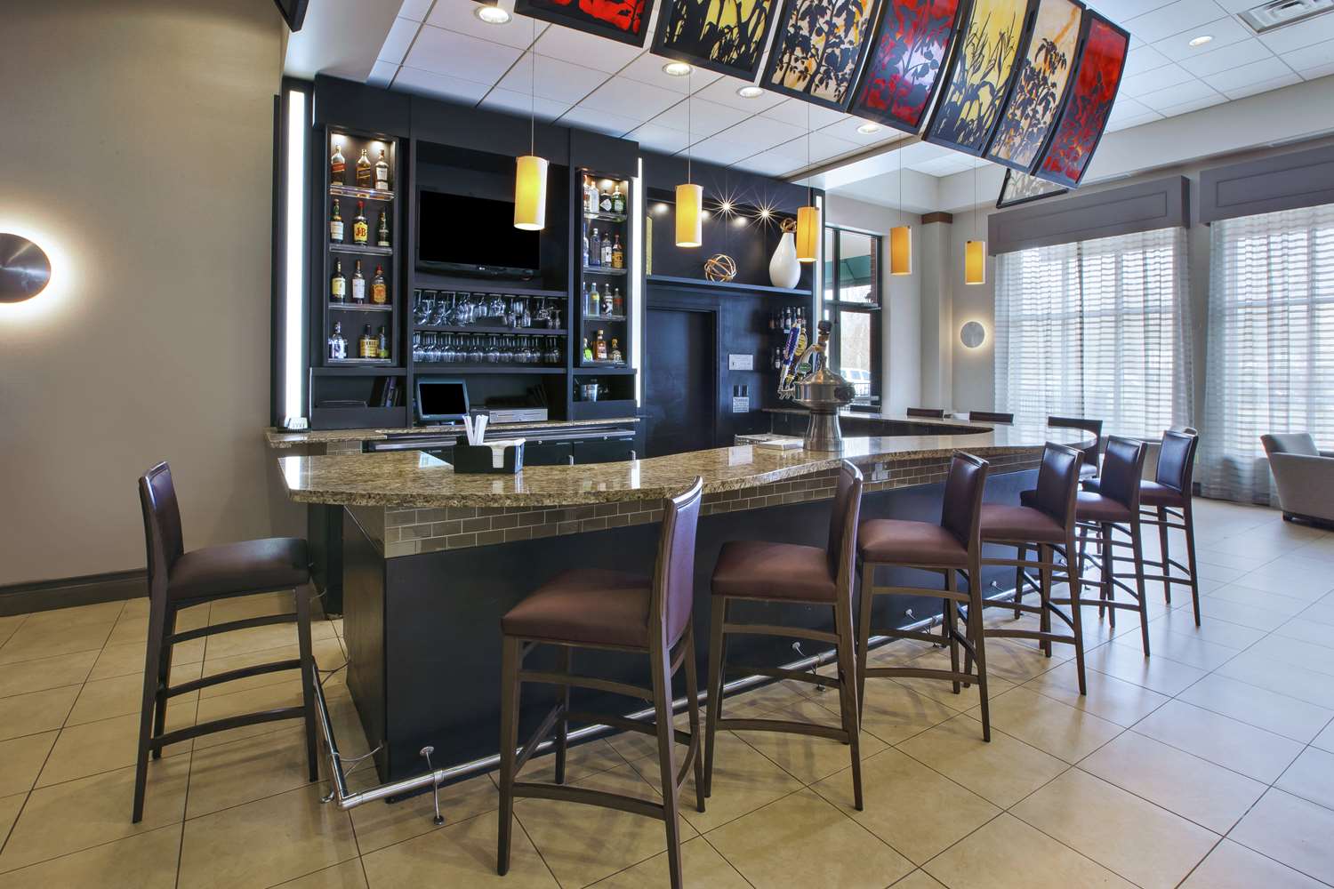 embassy suites columbus airport