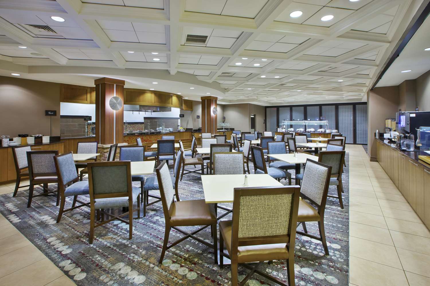 embassy suites columbus airport