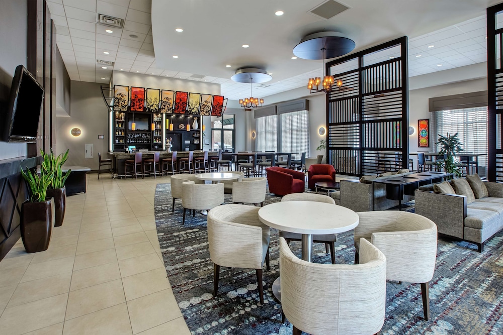 embassy suites columbus airport