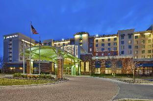 embassy suites columbus airport