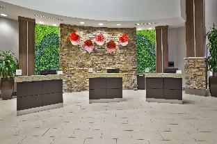 embassy suites columbus airport