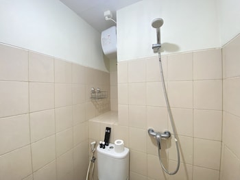 bright 2br at tamansari panoramic apartment