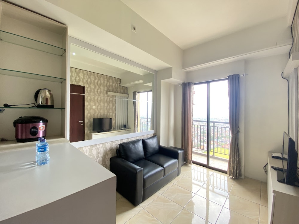 bright 2br at tamansari panoramic apartment