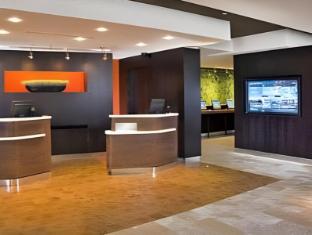 courtyard by marriott downtown memphis