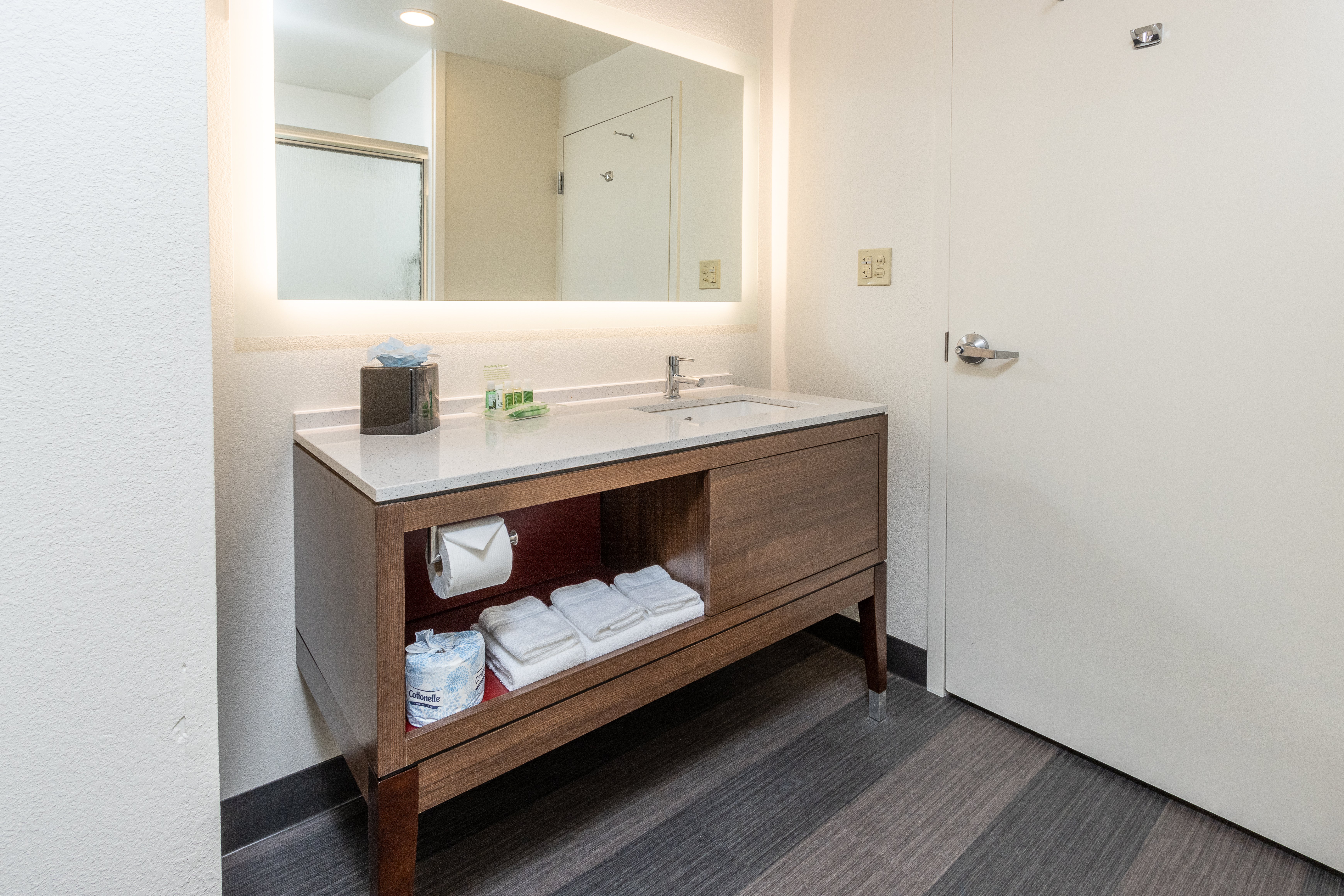 holiday inn hotel and suites memphis wolfchase galleria by ihg