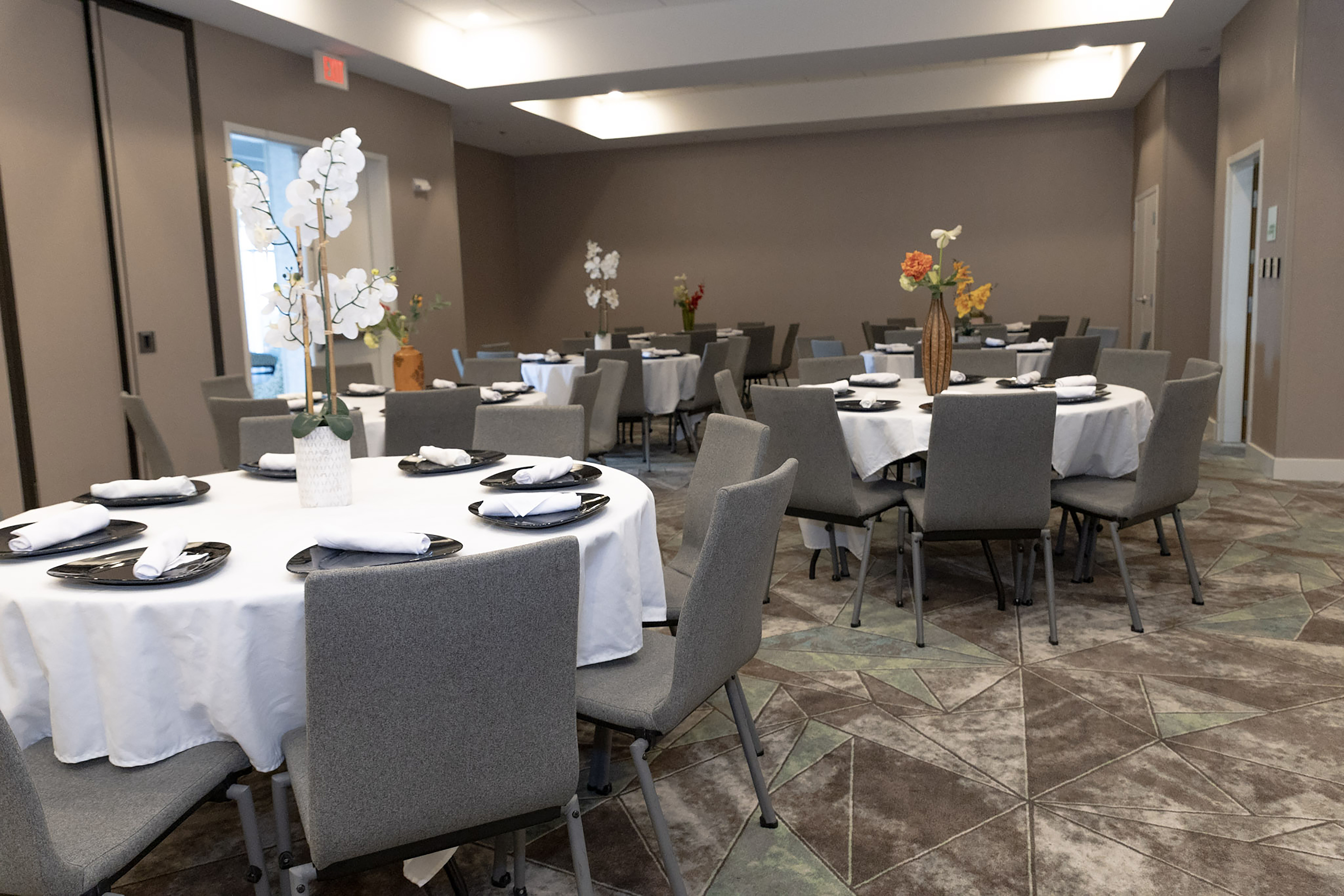 holiday inn hotel and suites memphis wolfchase galleria by ihg