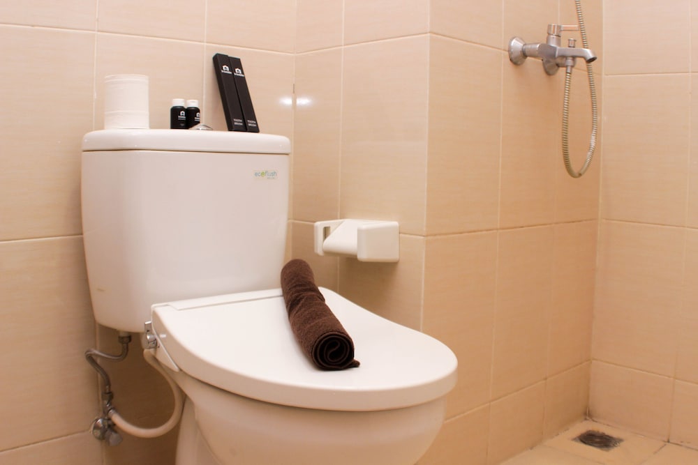 comfort studio room at oasis cikarang apartment