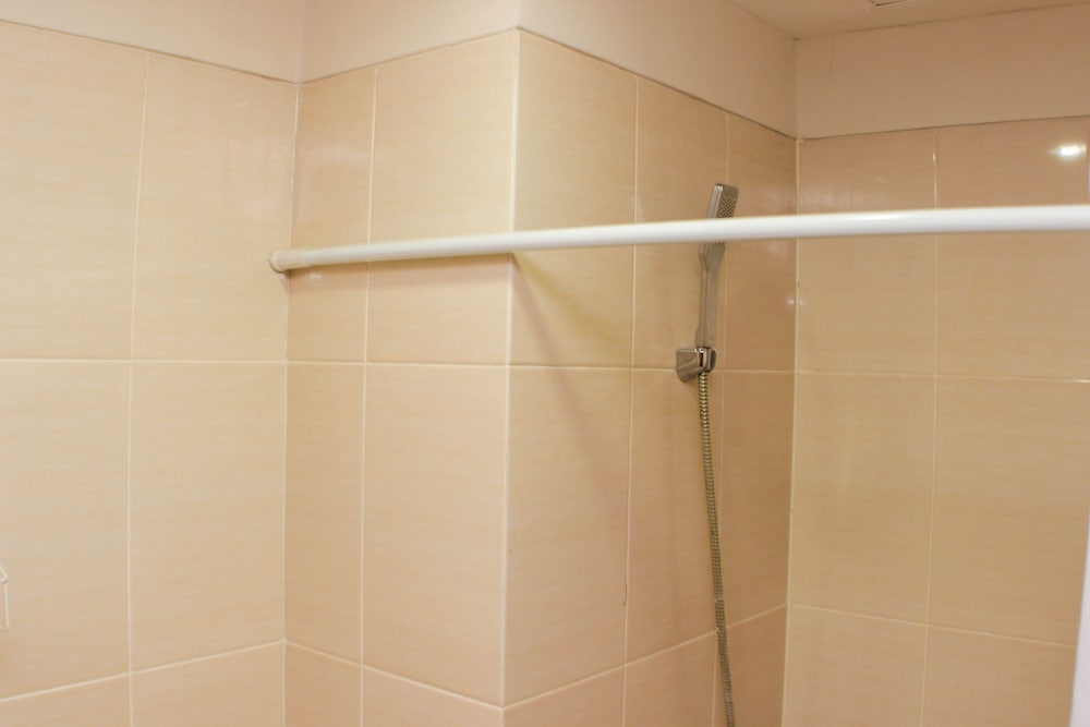 comfort studio room at oasis cikarang apartment