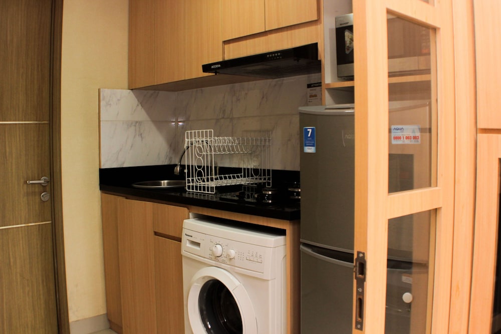 comfort studio room at oasis cikarang apartment