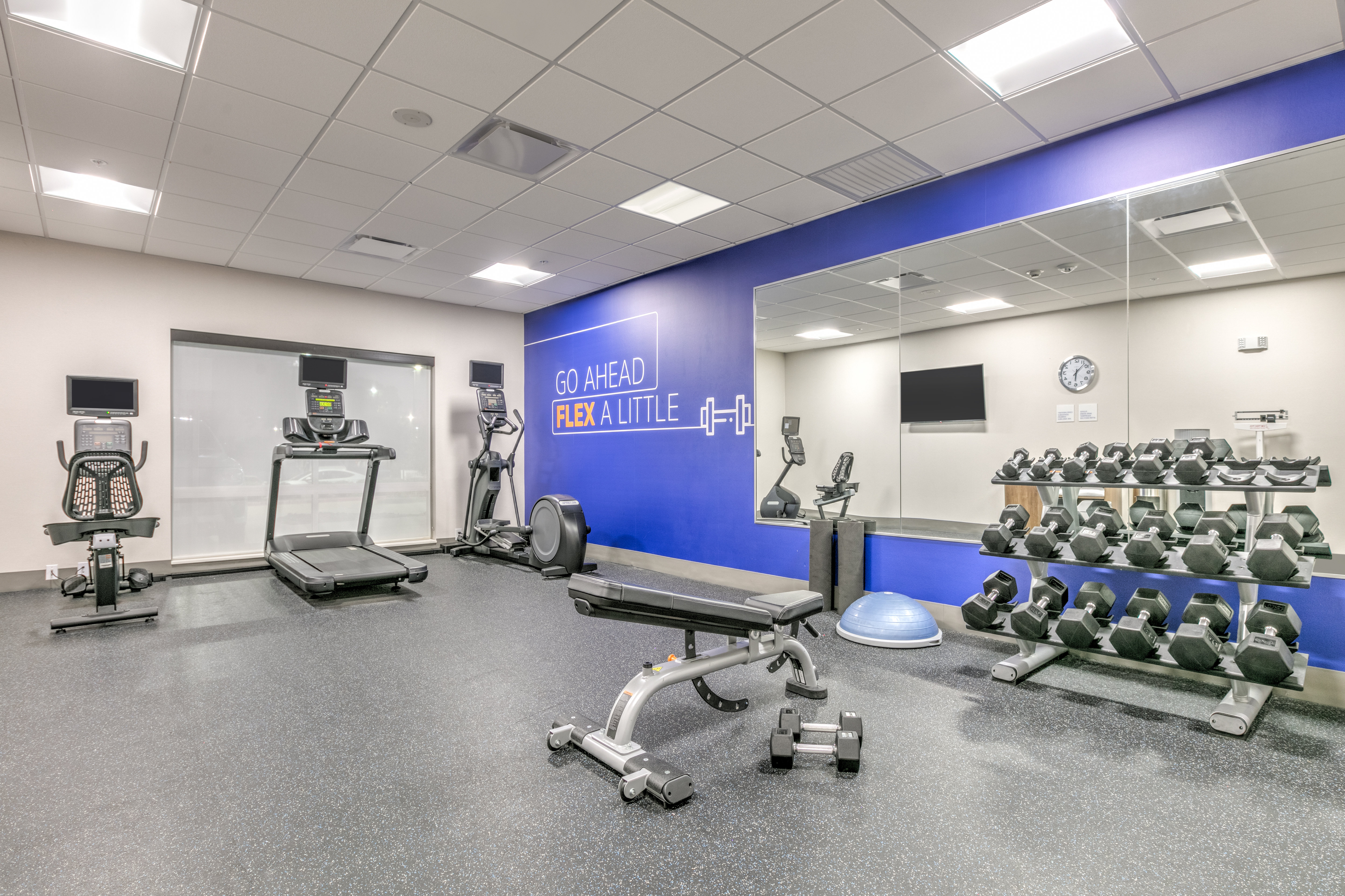 holiday inn express and suites dallas plano north