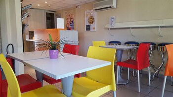 premiere classe lyon est aeroport saint exupery