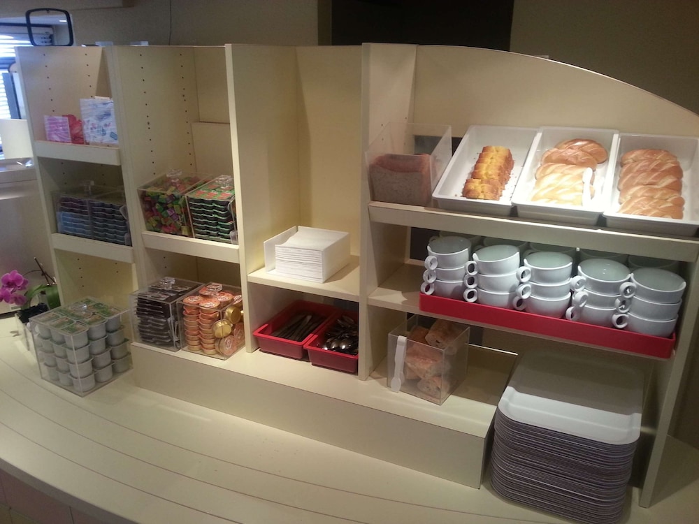 premiere classe lyon est aeroport saint exupery