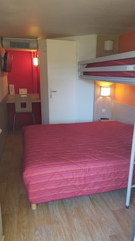 premiere classe lyon est aeroport saint exupery