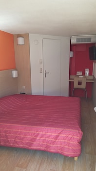 premiere classe lyon est aeroport saint exupery