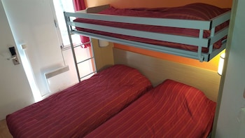 premiere classe lyon est aeroport saint exupery