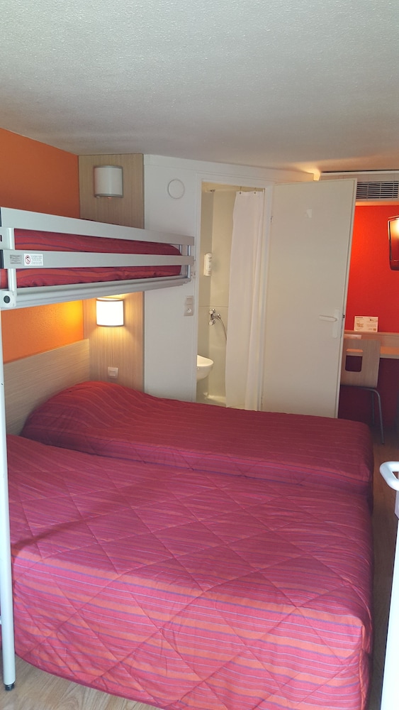 premiere classe lyon est aeroport saint exupery