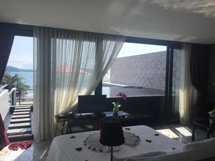 see sea villa phuket