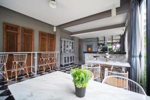 see sea villa phuket