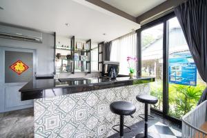see sea villa phuket
