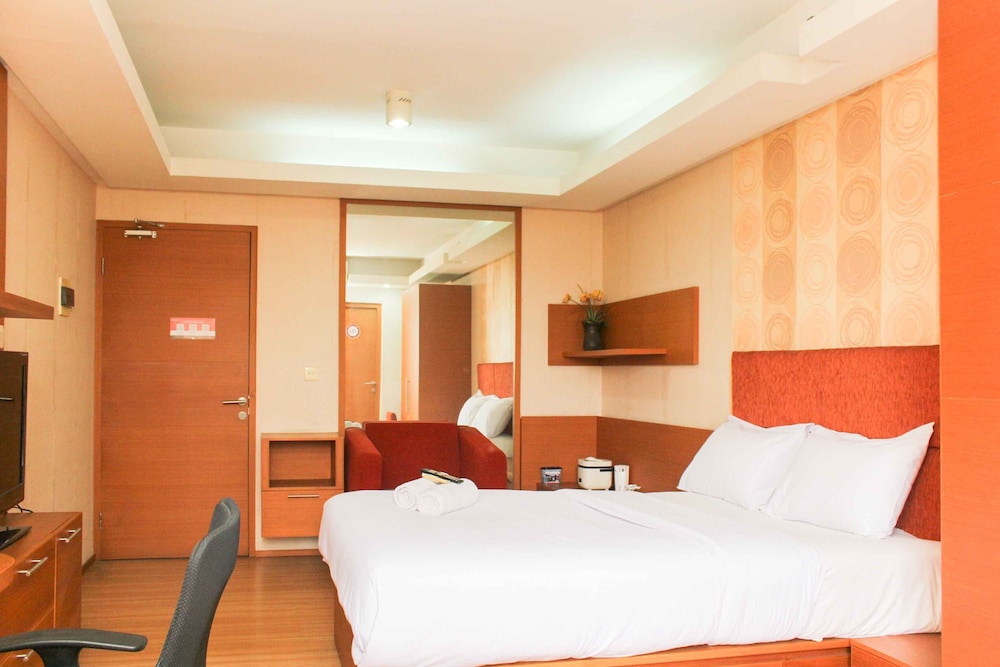 cozy stay studio apartment no kitchen at metropark condominium jababeka