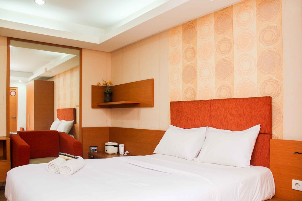 cozy stay studio apartment no kitchen at metropark condominium jababeka