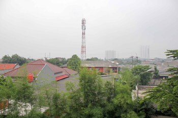 Cozy Stay Studio Apartment (No Kitchen) At Metropark Condominium Jababeka,,0 star