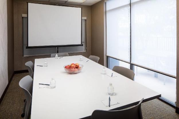 springhill suites by marriott savannah airport