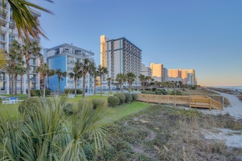 oceanfront boardwalk condo w private balcony and access to beach