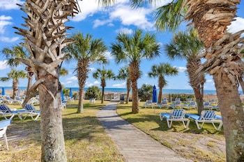oceanfront boardwalk condo w private balcony and access to beach