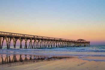oceanfront boardwalk condo w private balcony and access to beach